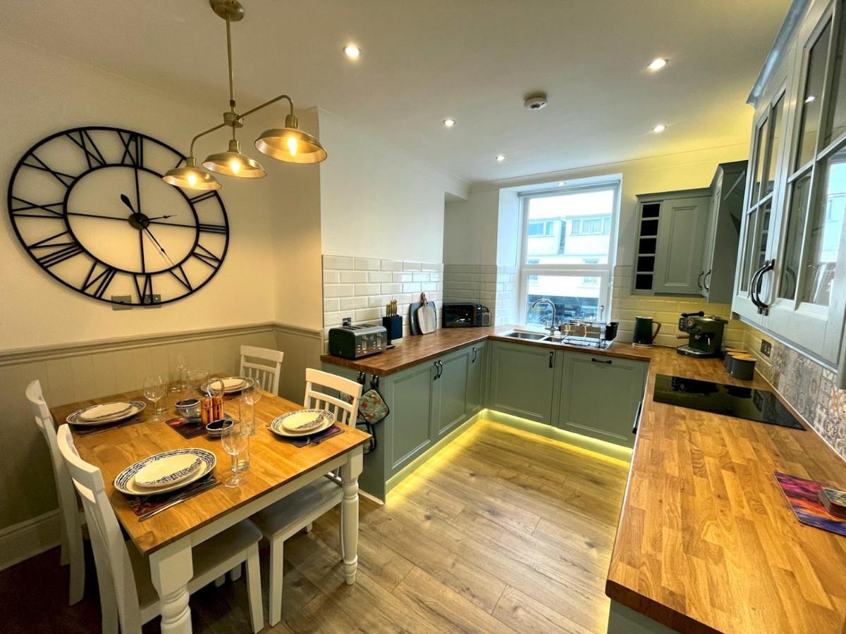 Pass The Keys Beautifully Presented 3Br Luxury Apartment カークーブリー エクステリア 写真