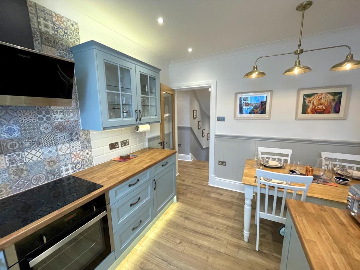 Pass The Keys Beautifully Presented 3Br Luxury Apartment カークーブリー エクステリア 写真