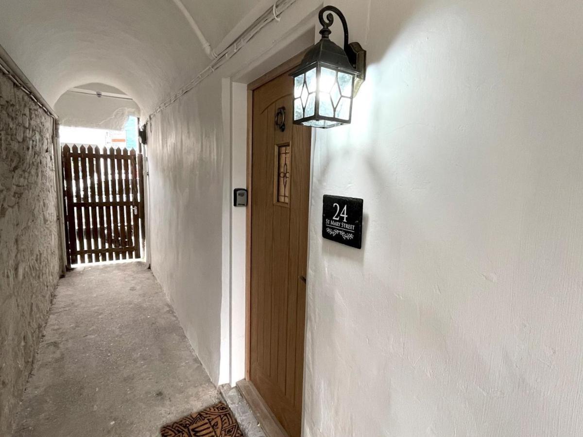 Pass The Keys Beautifully Presented 3Br Luxury Apartment カークーブリー エクステリア 写真